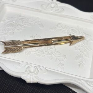 Vintage 1940’s Anson Arrow Gold Tone Tie Bar